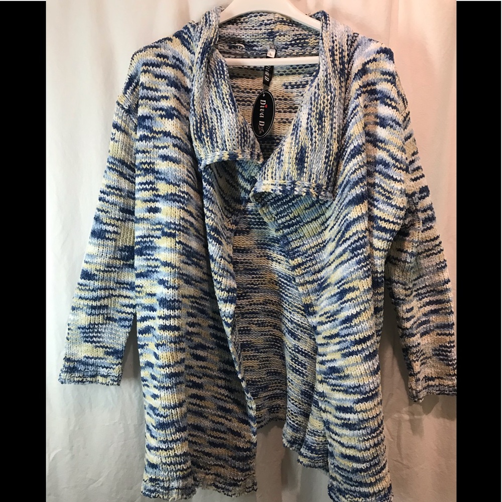 New lightweight cardigan size large